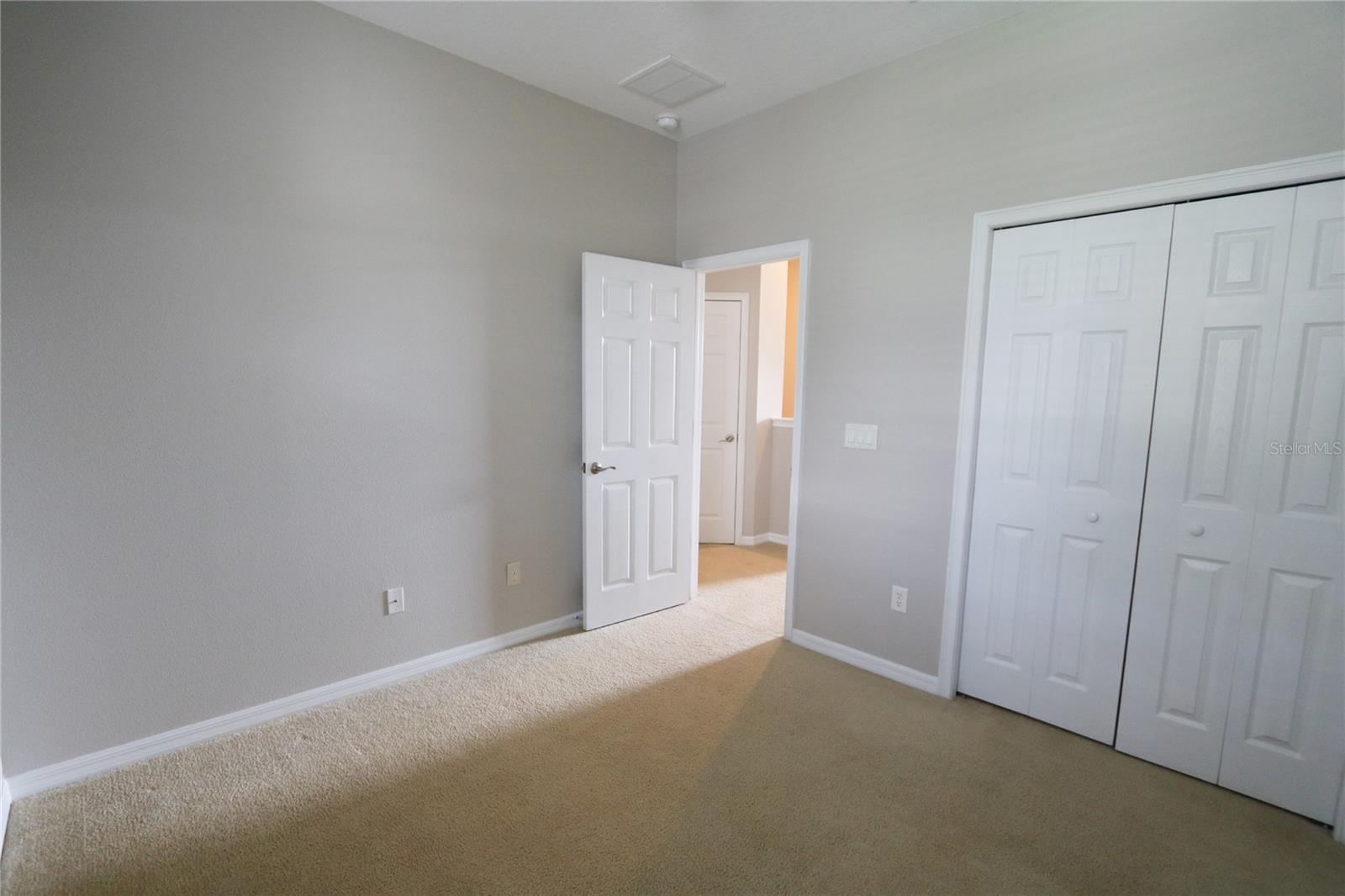 KINGS GATE SUB - Residential Lease