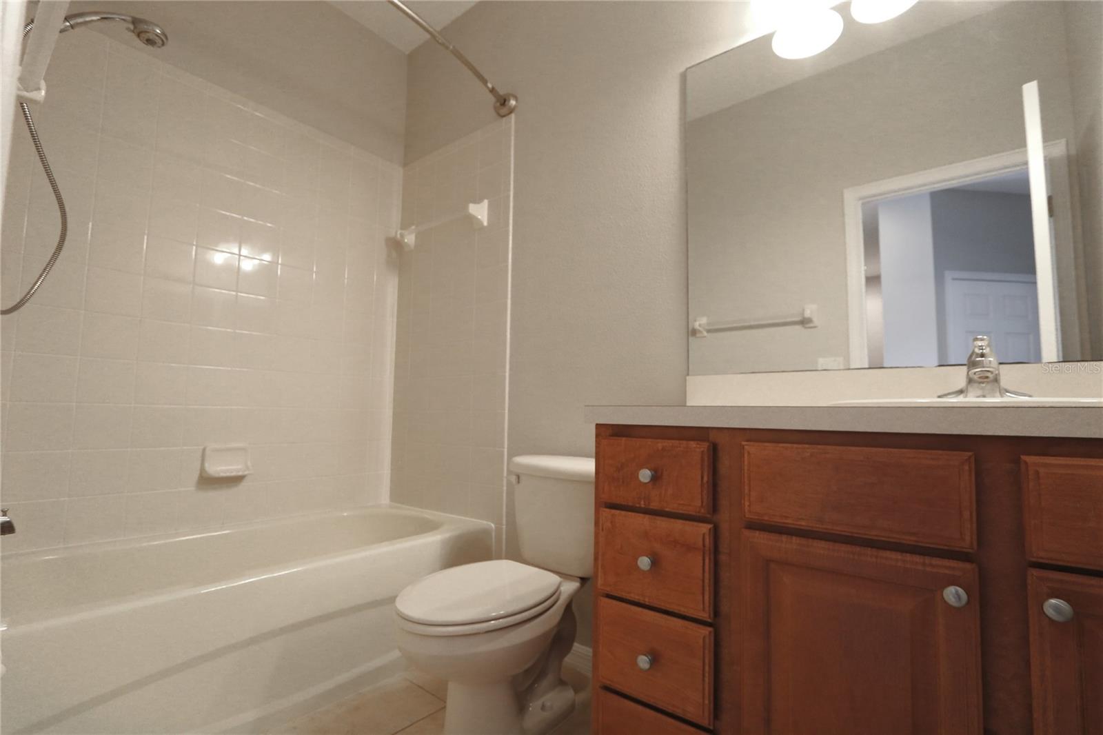 KINGS GATE SUB - Residential Lease