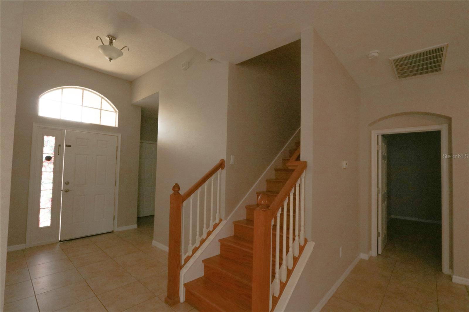 KINGS GATE SUB - Residential Lease