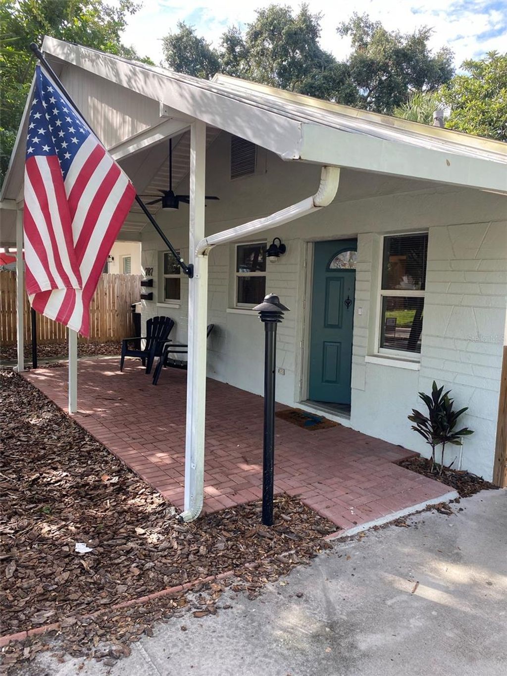 Photo of 787 12th Avenue N, St Petersburg, FL 33701 (MLS # TB8405543)