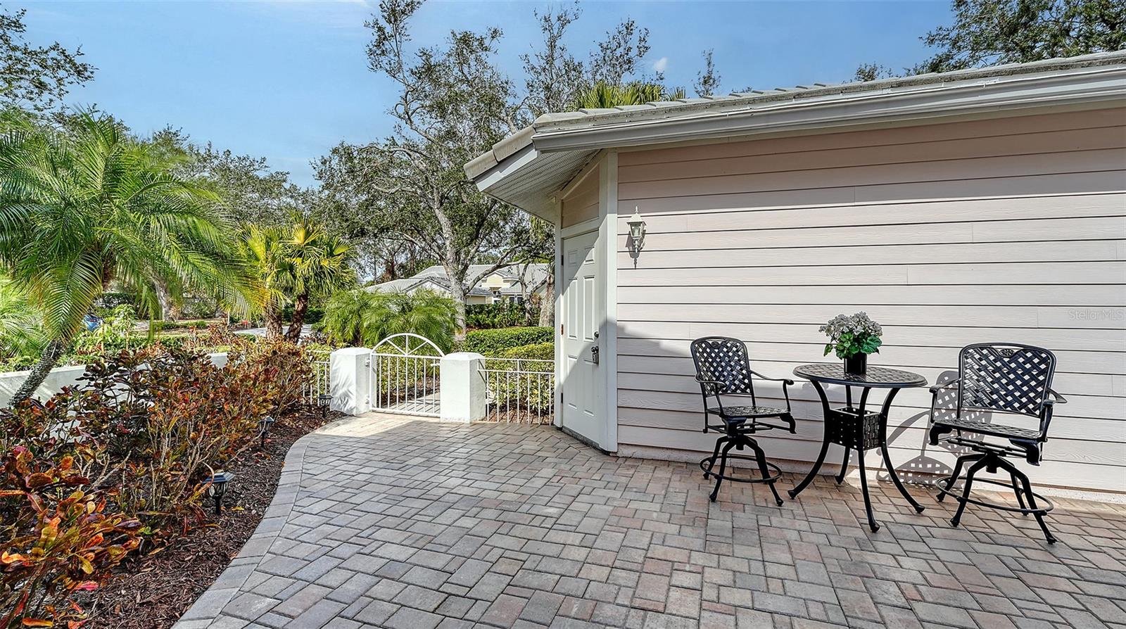 7741 WHITEBRIDGE GLEN
