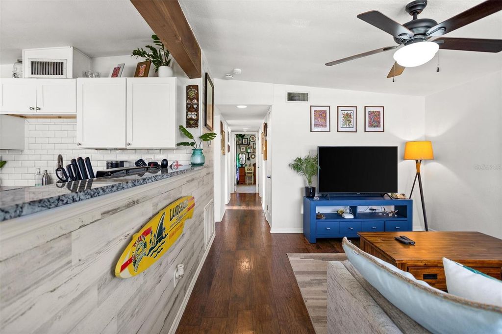 Photo of 1018 55th Avenue N, St Petersburg, FL 33703 (MLS # TB8448518)