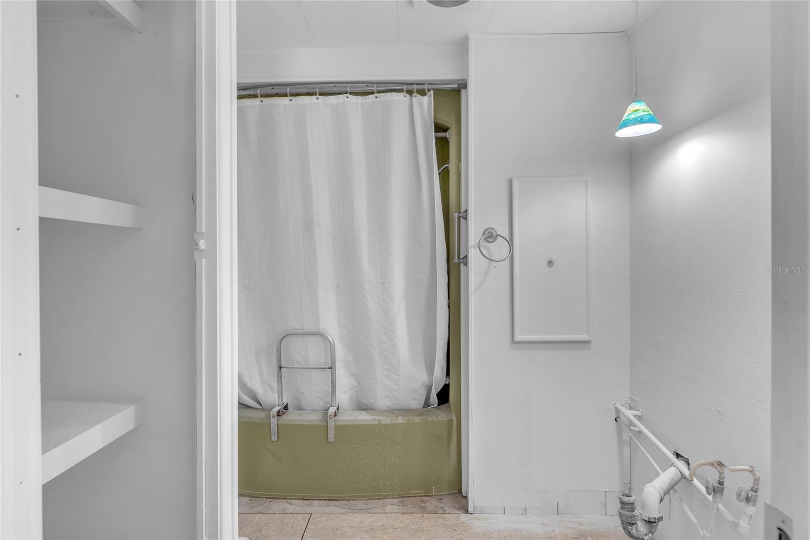 SUNNY SHORES TRAILER COMMUNITY - Residential