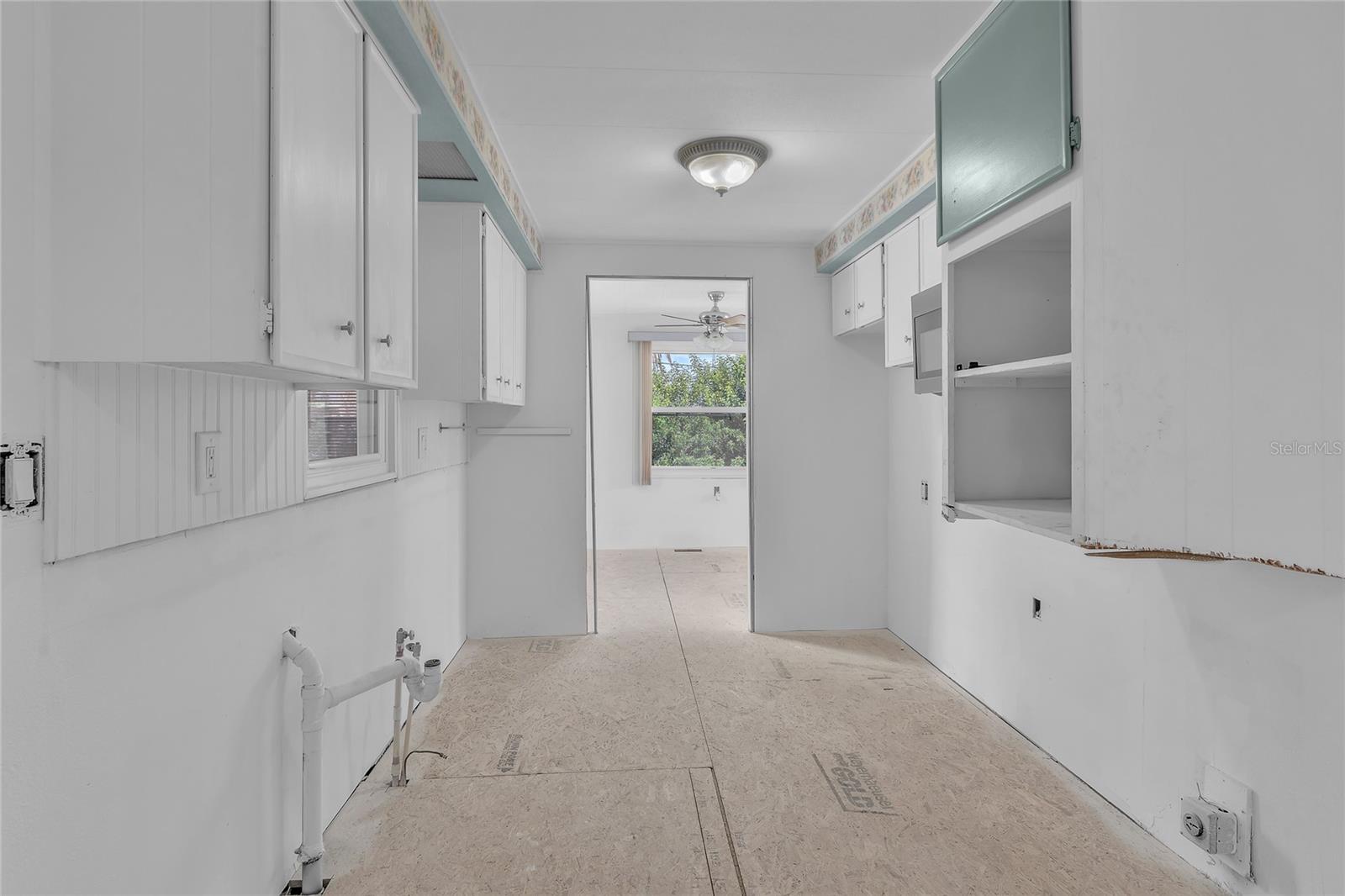 SUNNY SHORES TRAILER COMMUNITY - Residential