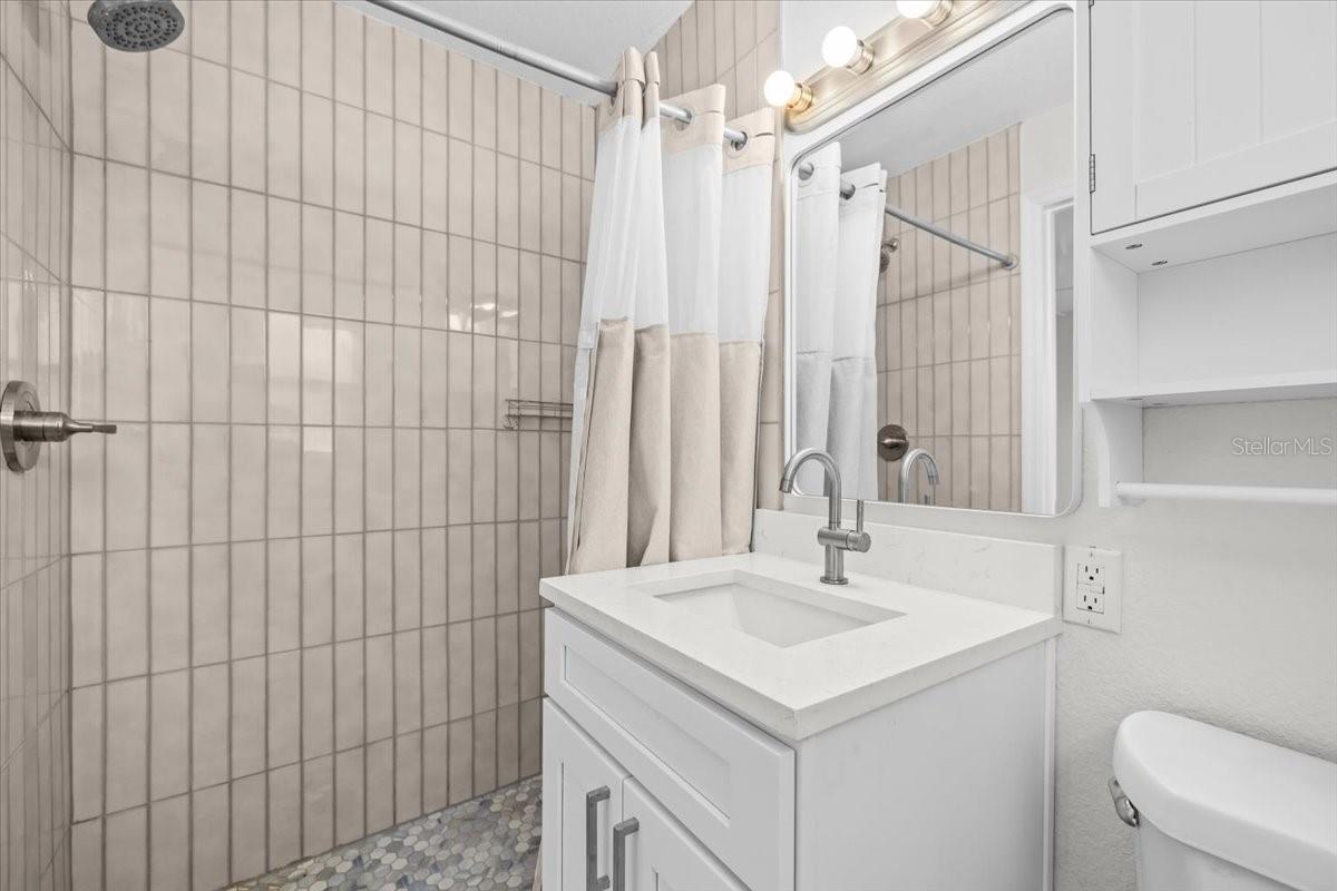 BAY ISLES CONDO - Residential