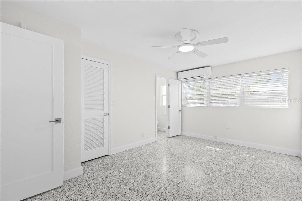 BAY ISLES CONDO - Residential
