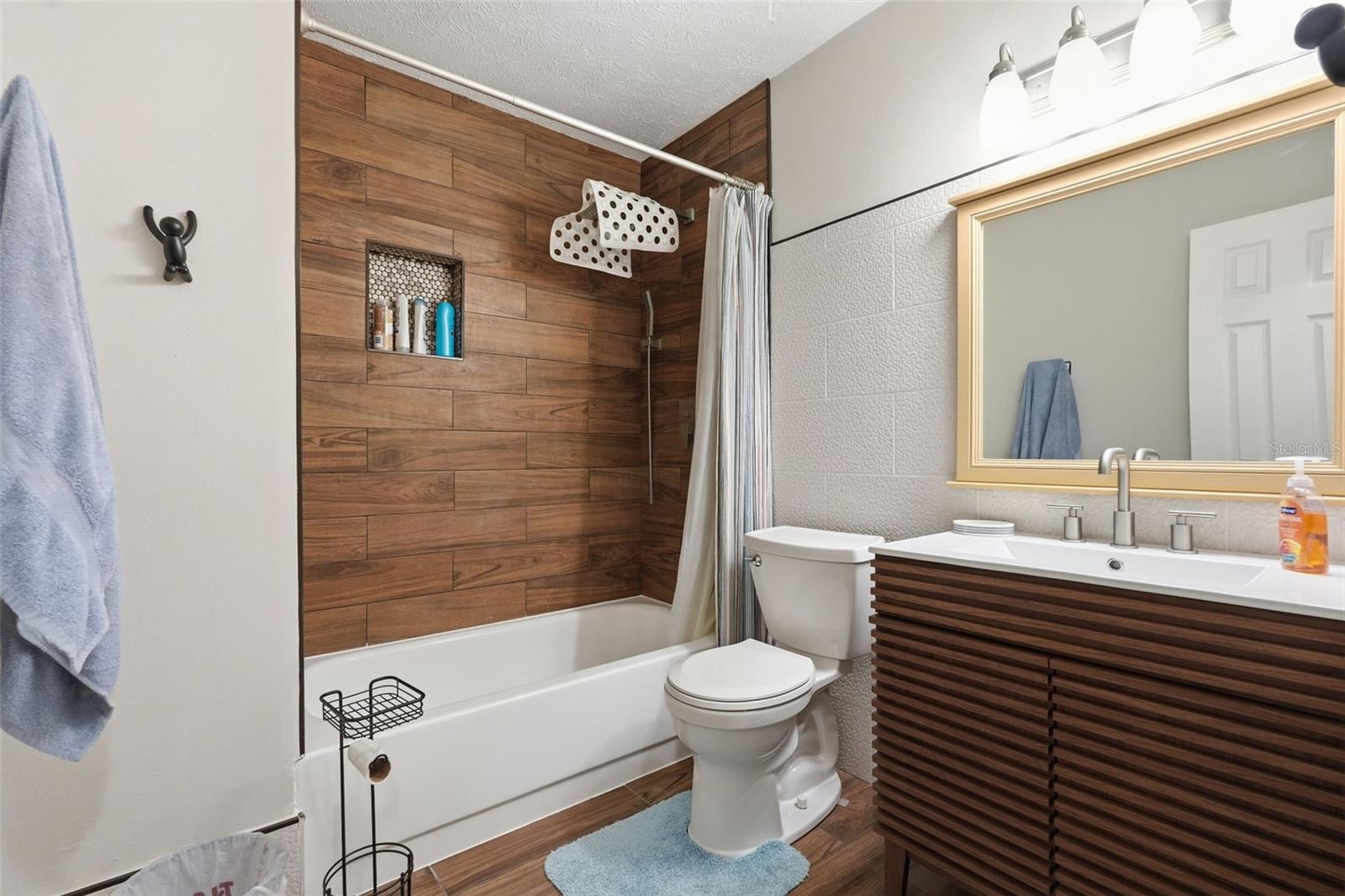 FOREST LAKE CONDO - Residential