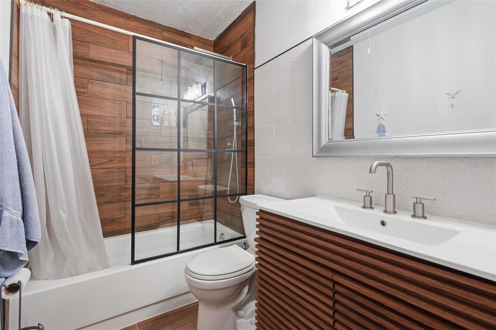 FOREST LAKE CONDO - Residential