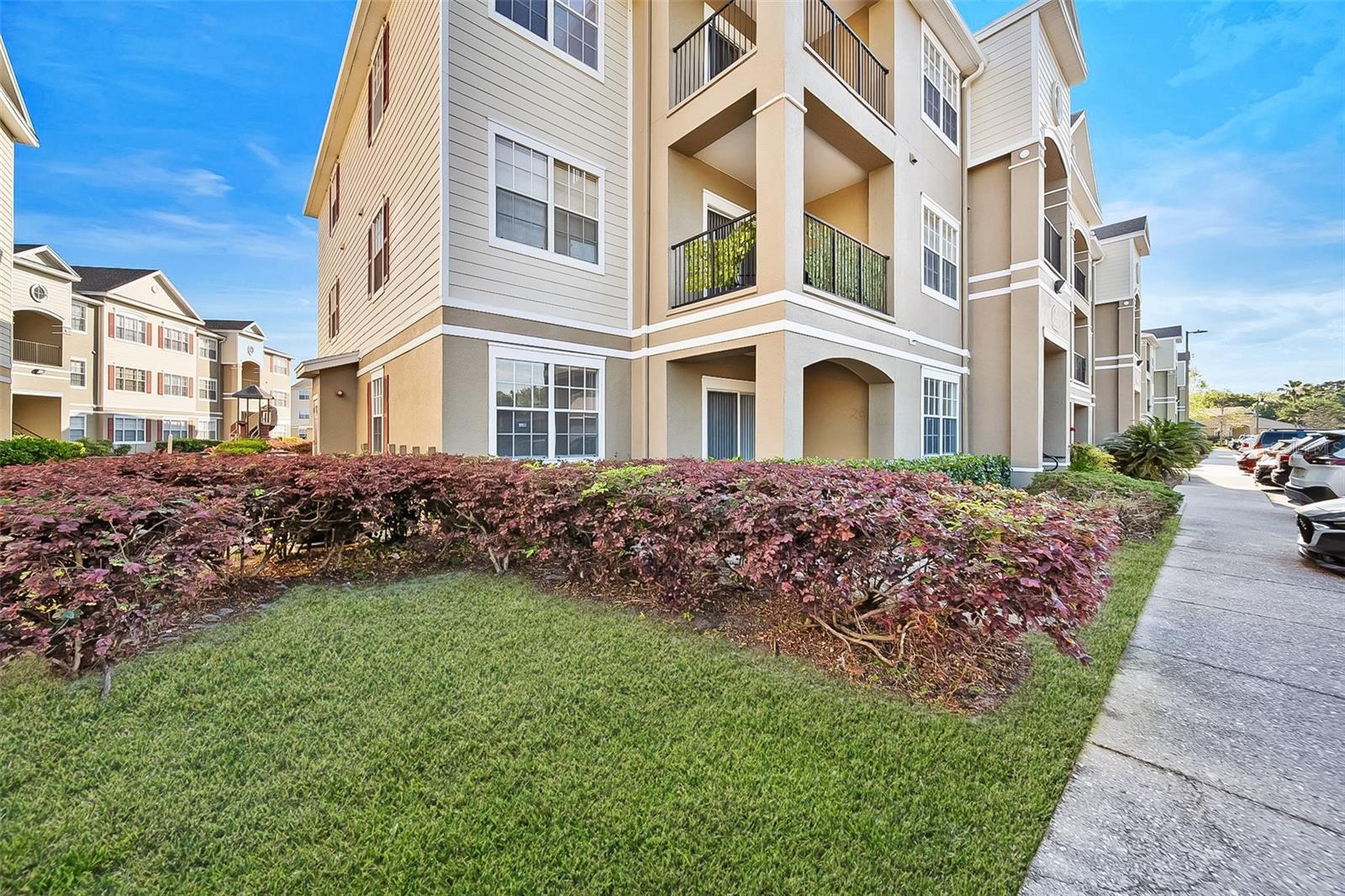 VILLA VALENCIA - Residential