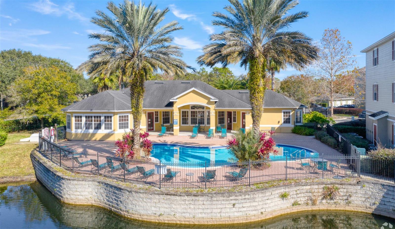 VILLA VALENCIA - Residential