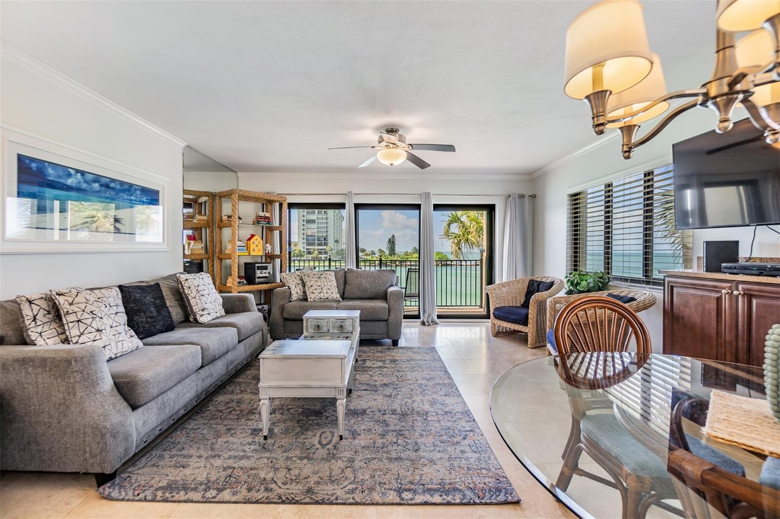 7403 BAYSHORE DRIVE 305