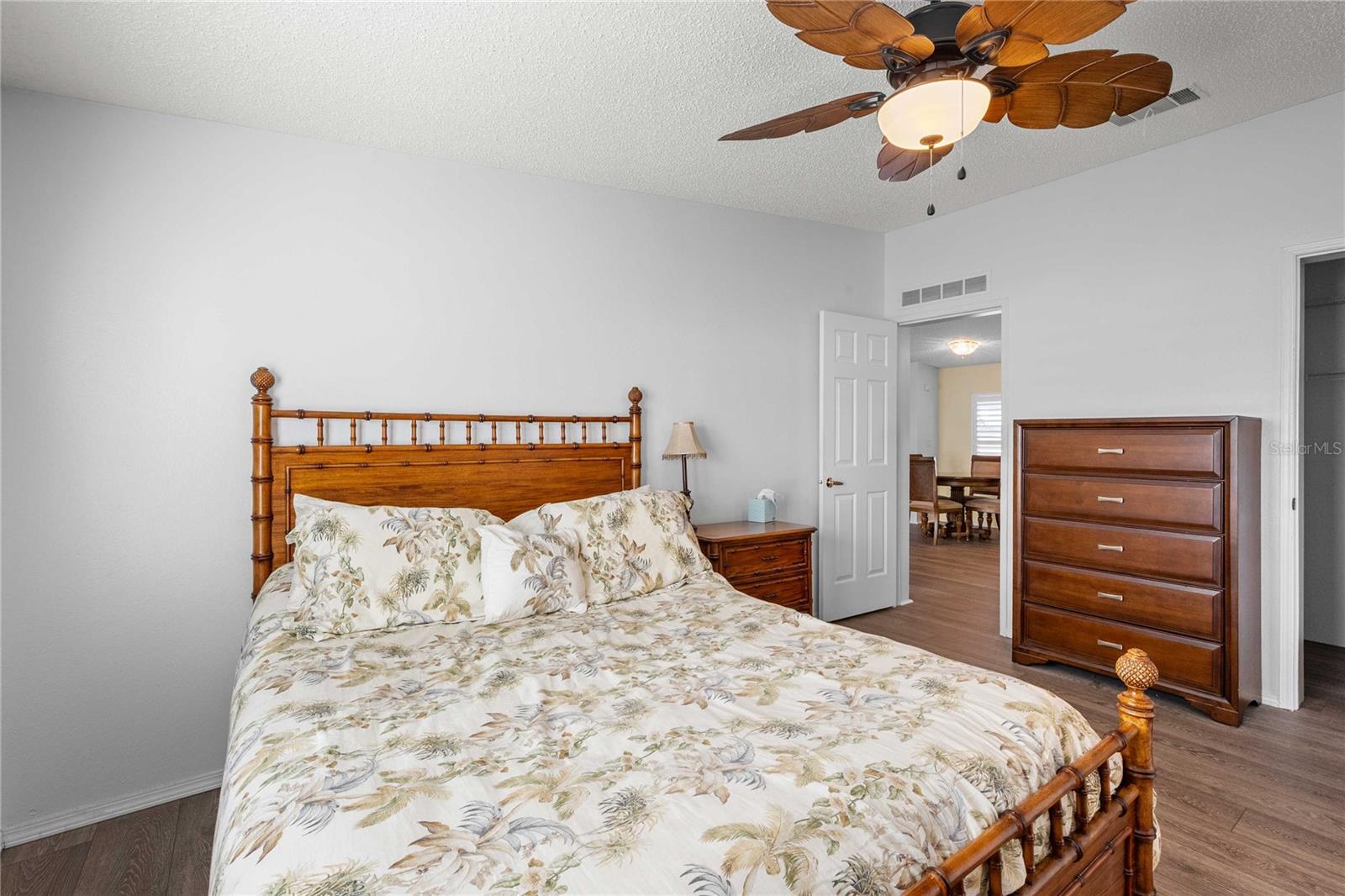 GRAND HORIZONS PH 01 - Residential