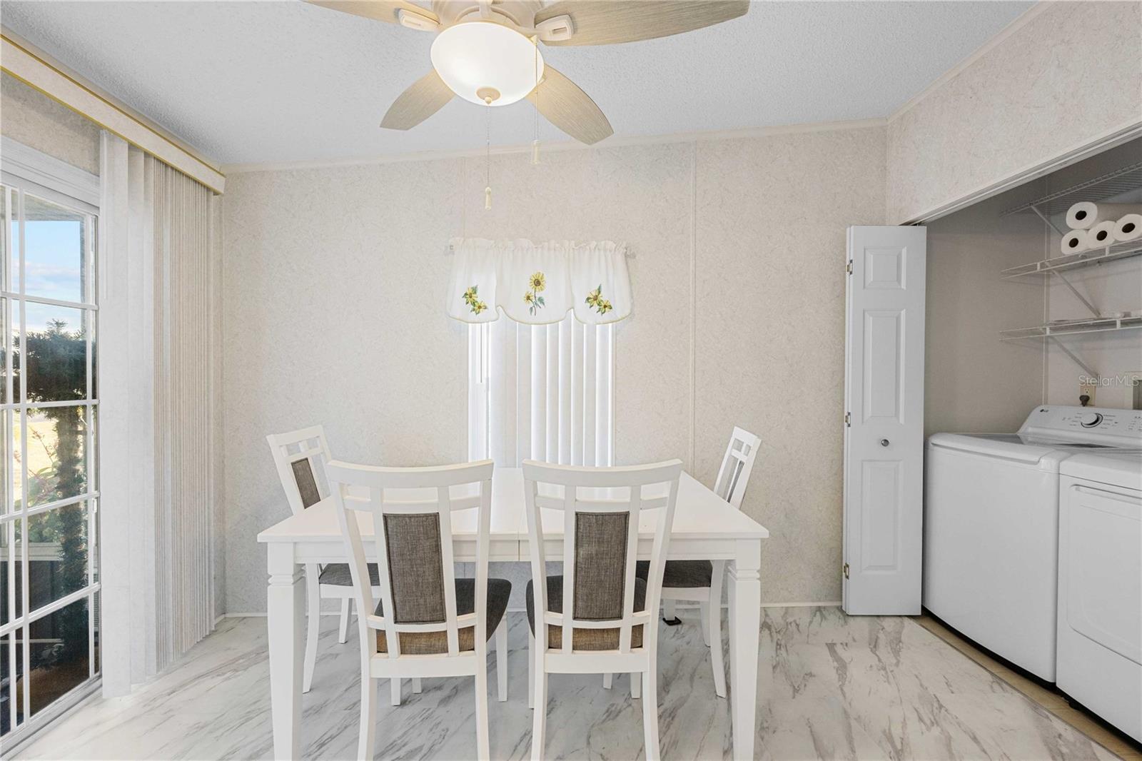 GRAND HORIZONS PH 01 - Residential