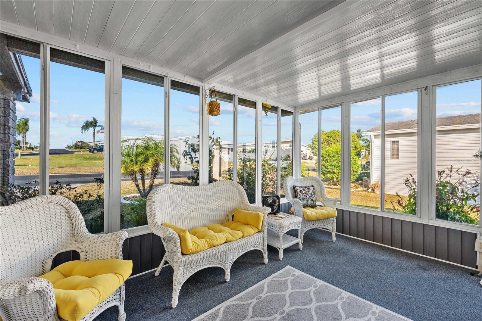 GRAND HORIZONS PH 01 - Residential