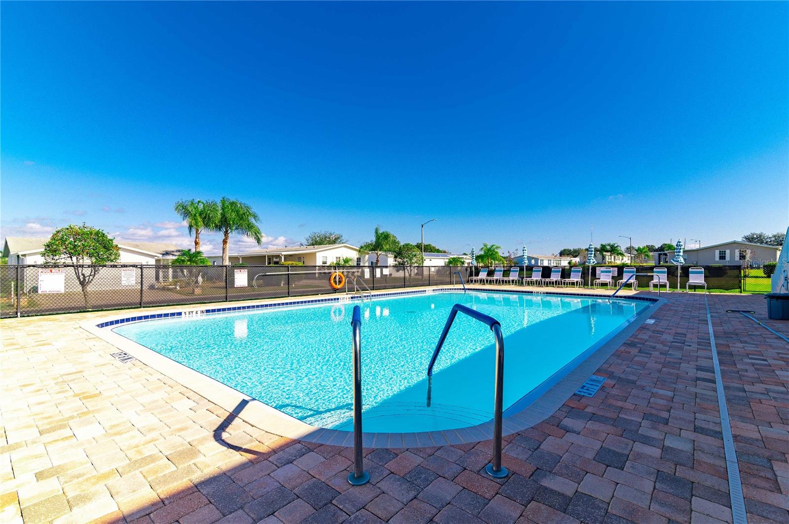 GRAND HORIZONS PH 01 - Residential