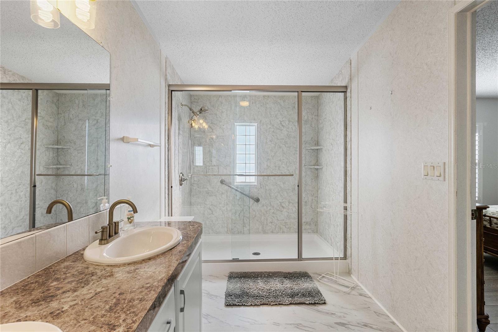 GRAND HORIZONS PH 01 - Residential