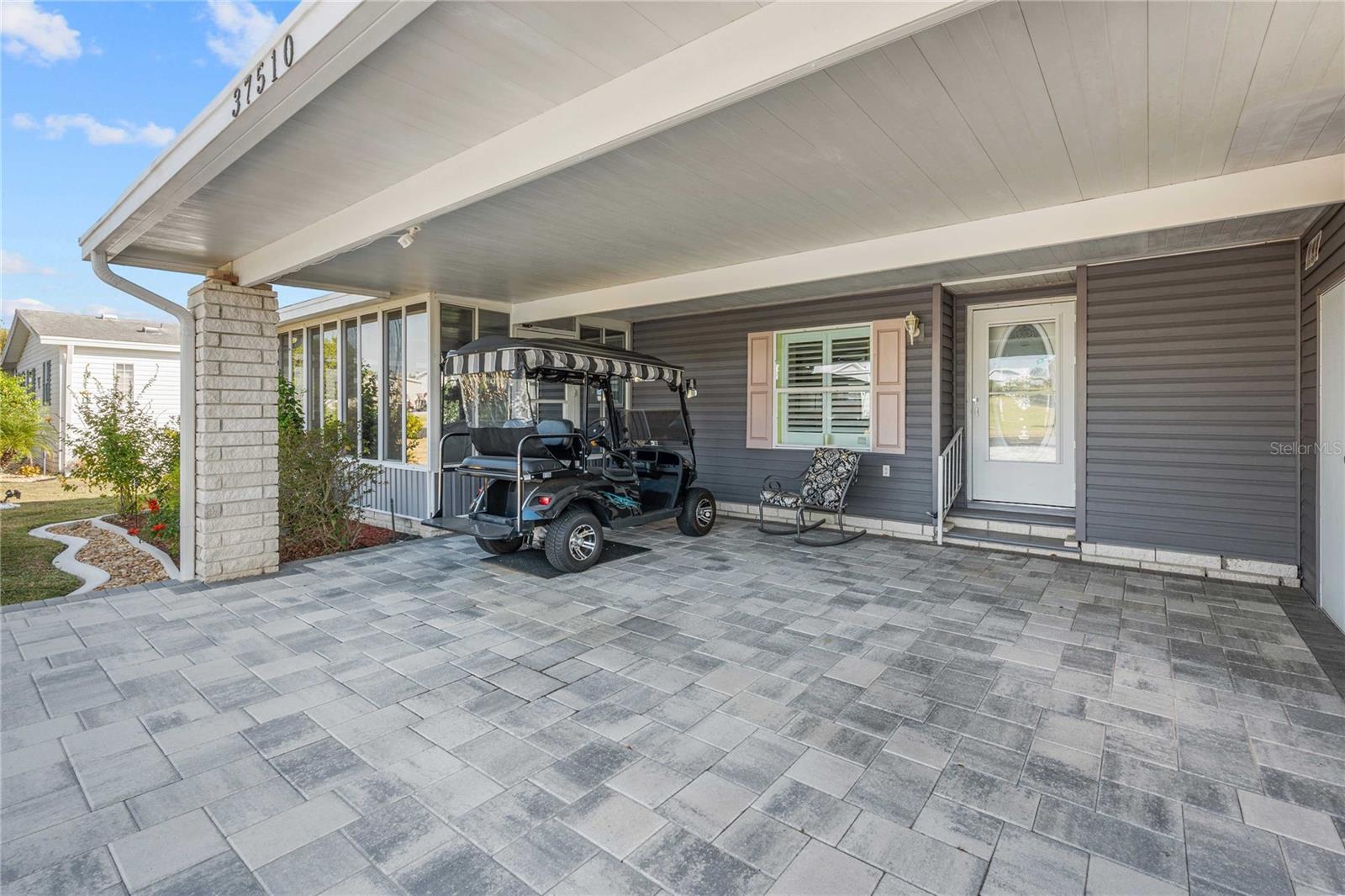 GRAND HORIZONS PH 01 - Residential