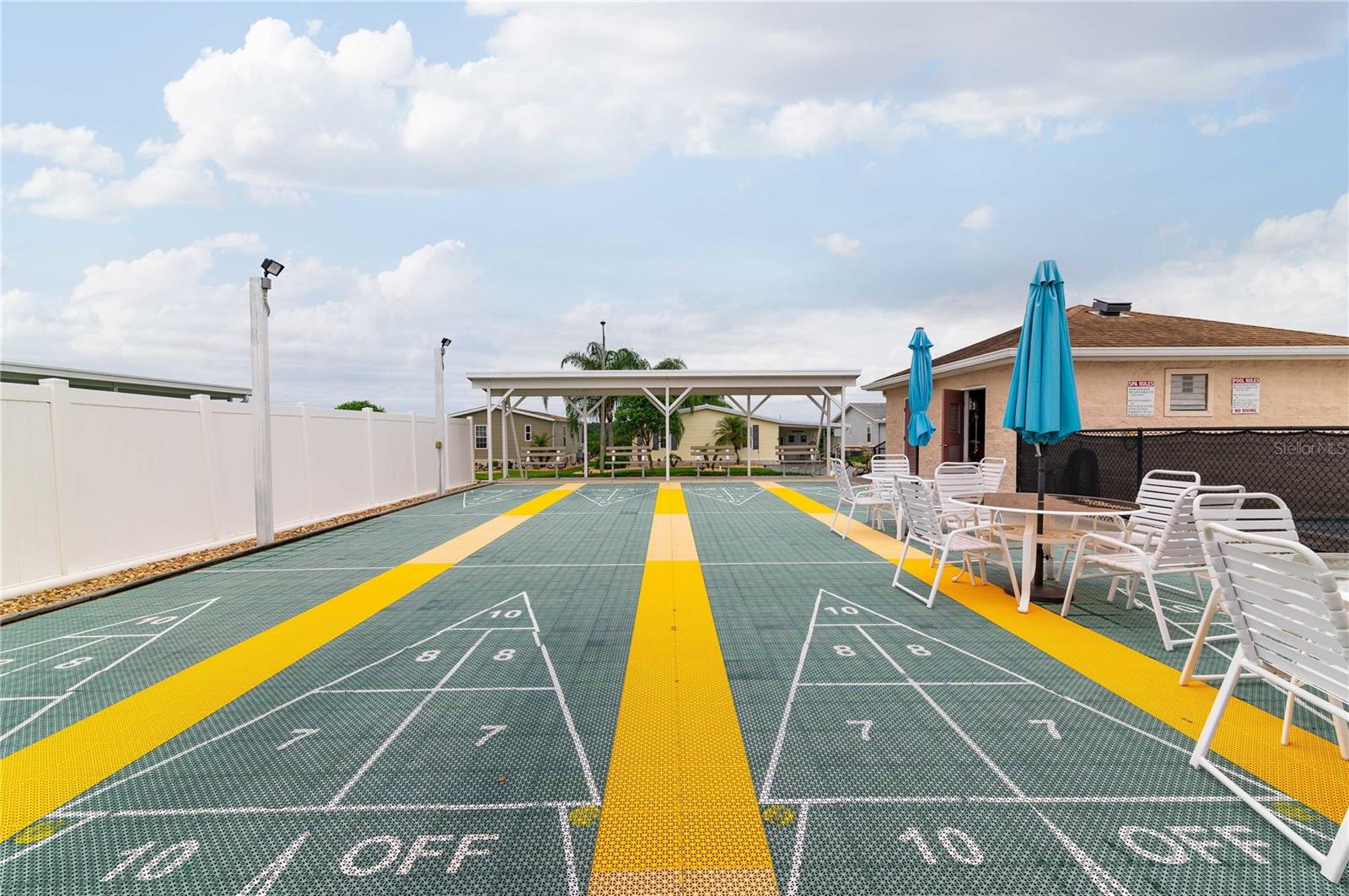 GRAND HORIZONS PH 01 - Residential