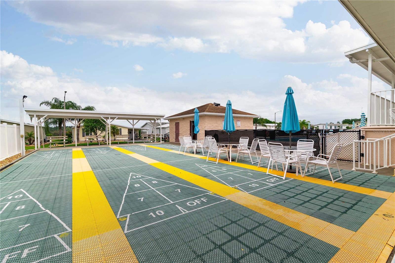 GRAND HORIZONS PH 01 - Residential