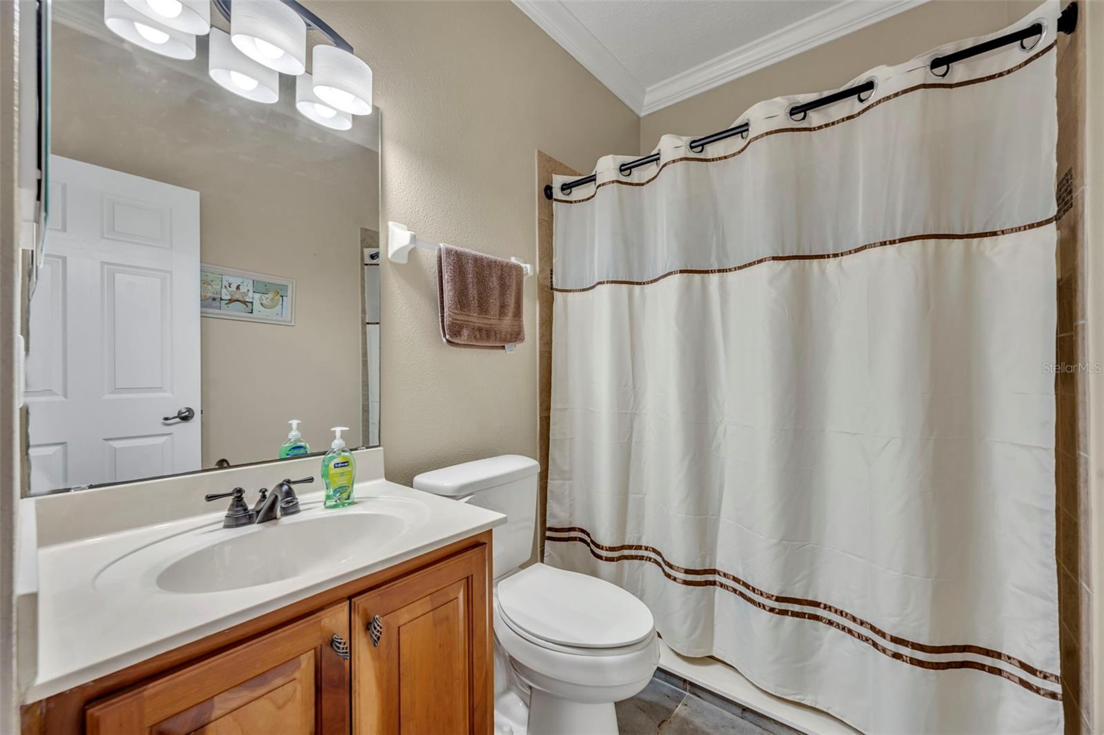 BLUE LAKE ESTATES - Residential