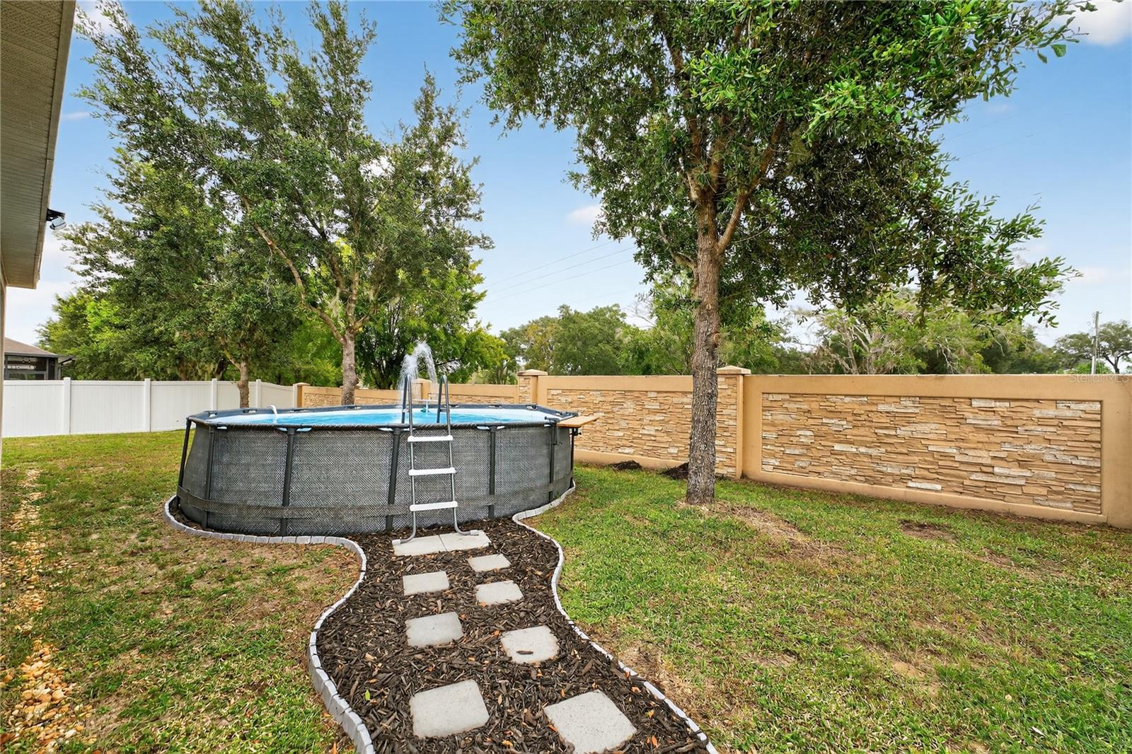 CLEAR LAKE LNDG - Residential