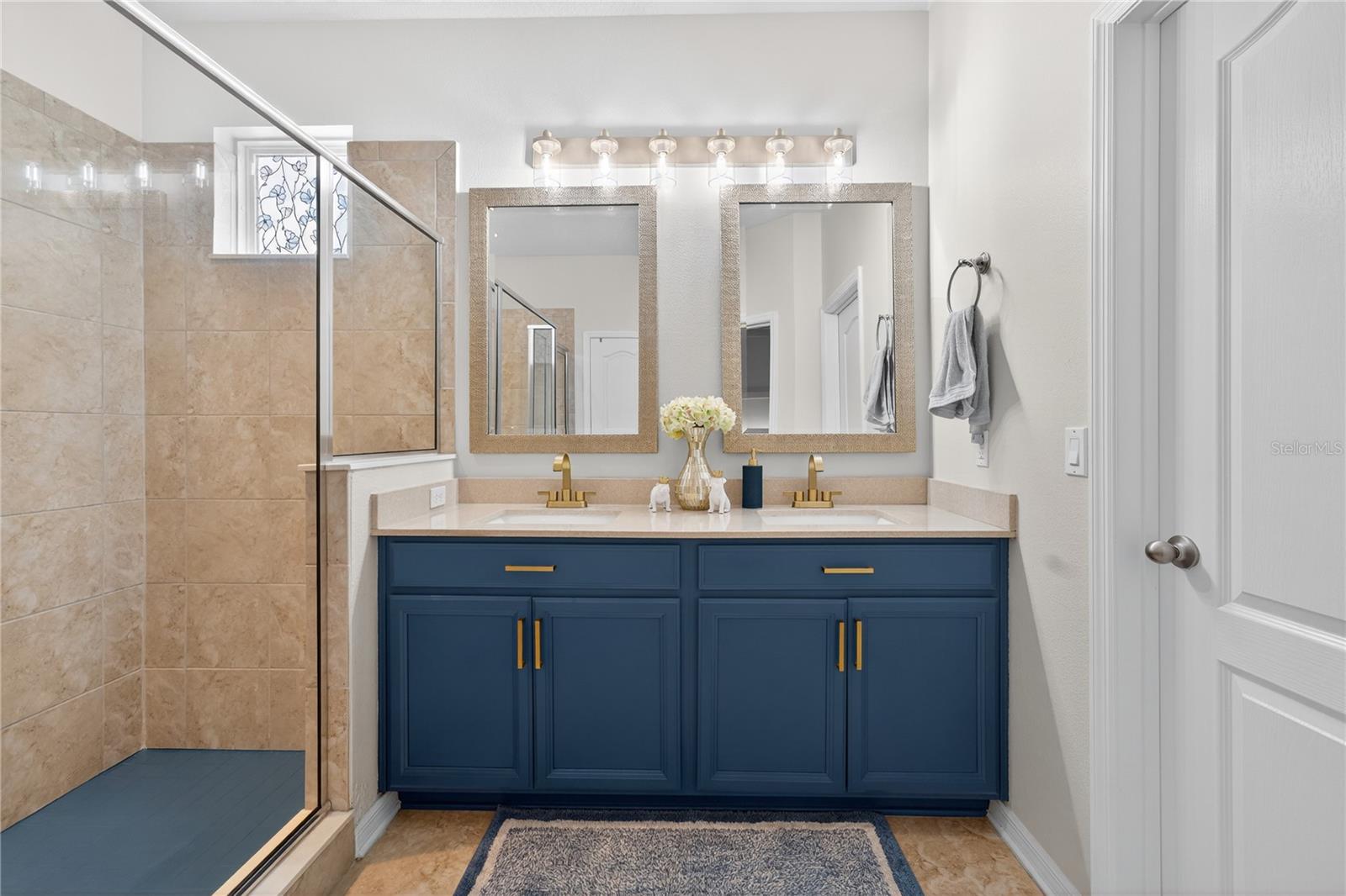 CLEAR LAKE LNDG - Residential