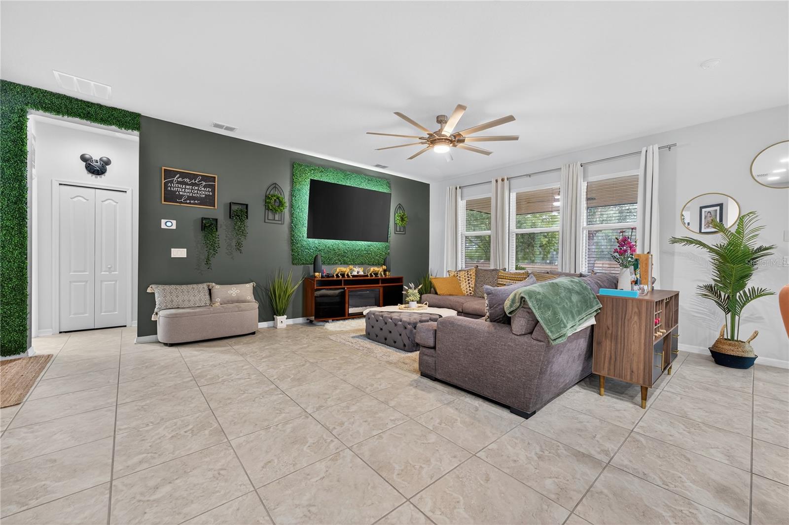 CLEAR LAKE LNDG - Residential
