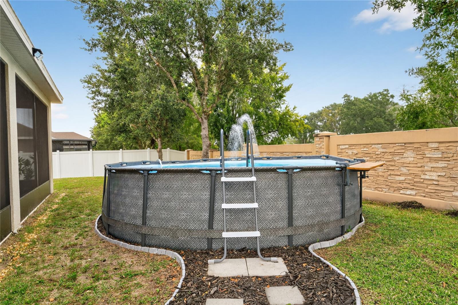 CLEAR LAKE LNDG - Residential