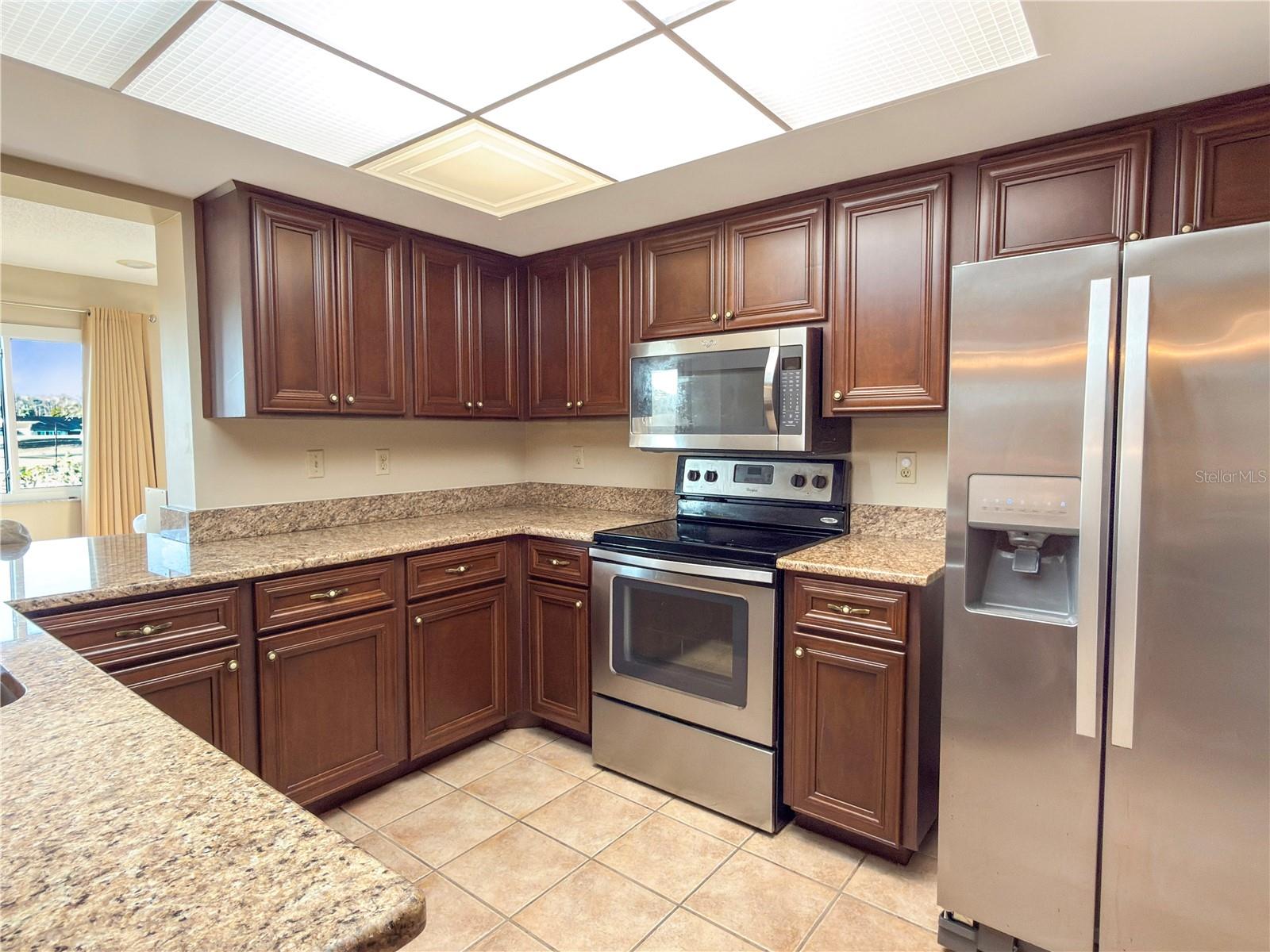 HIGHGATE B CONDO - Residential