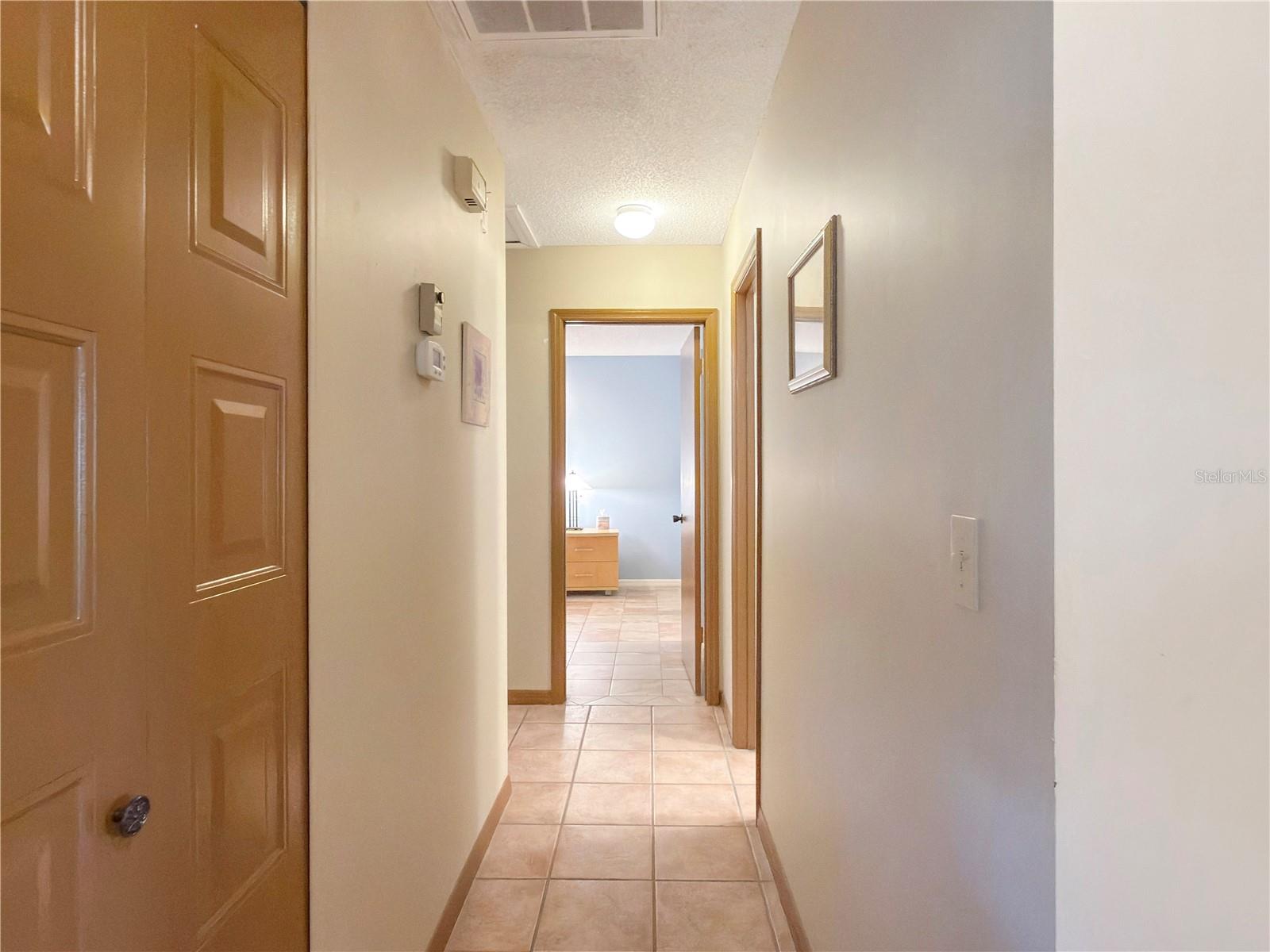 HIGHGATE B CONDO - Residential