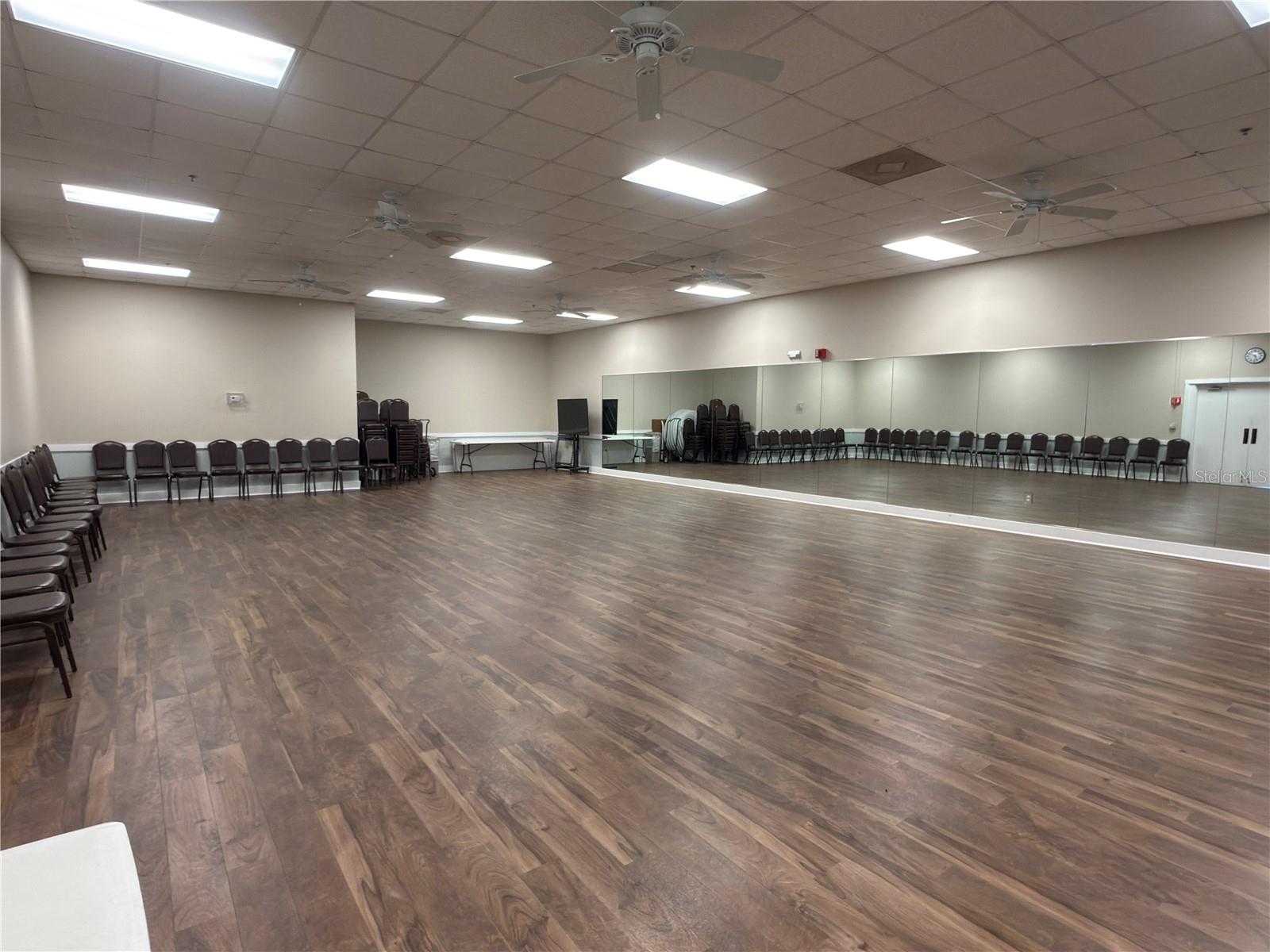 HIGHGATE B CONDO - Residential