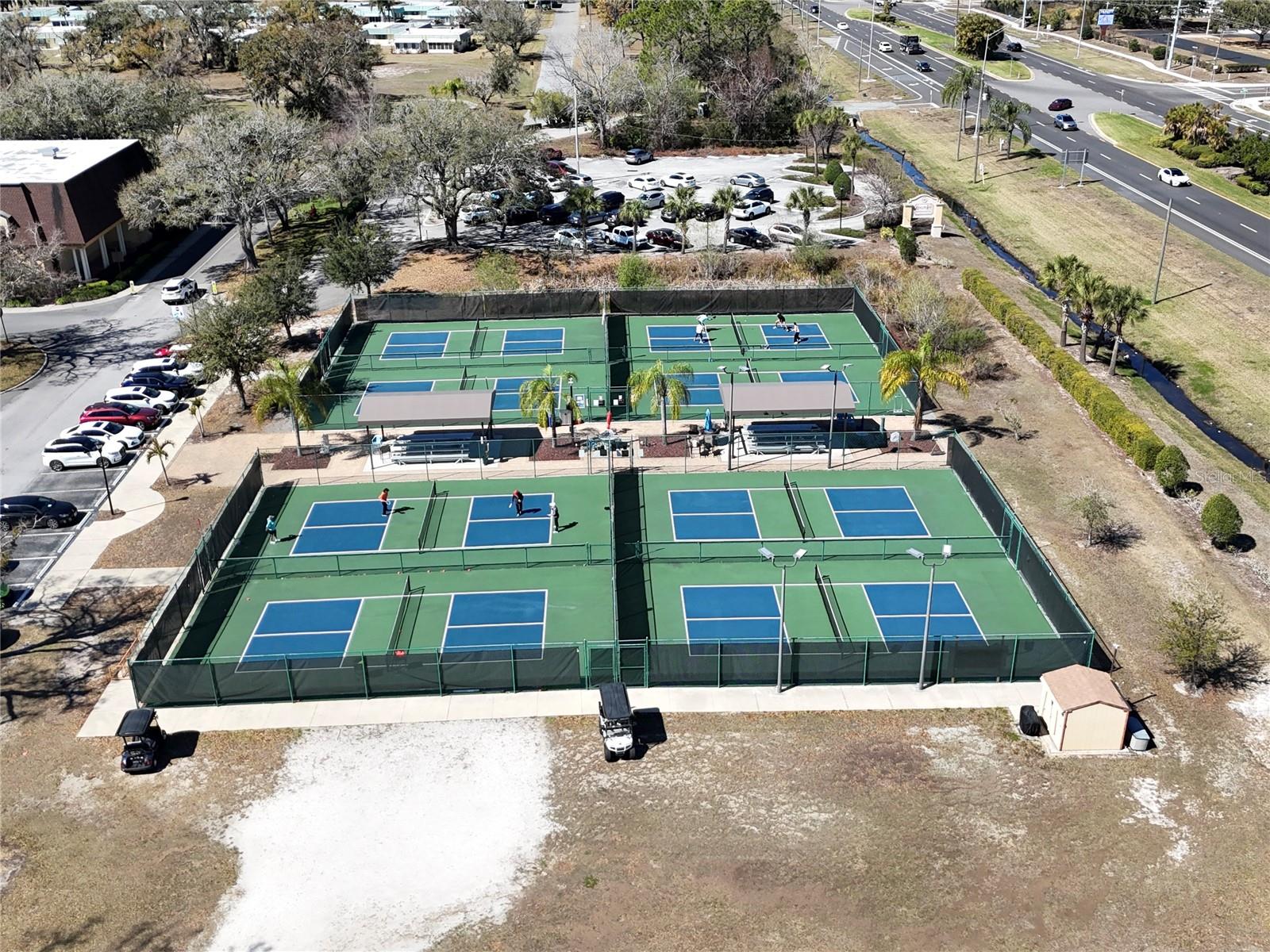 HIGHGATE B CONDO - Residential