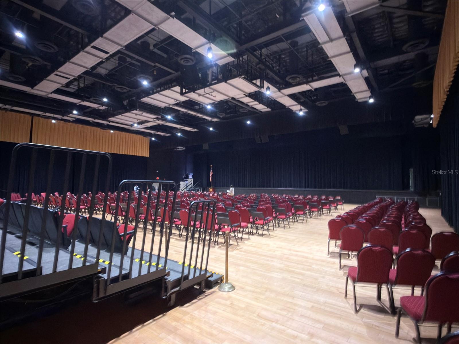 HIGHGATE B CONDO - Residential