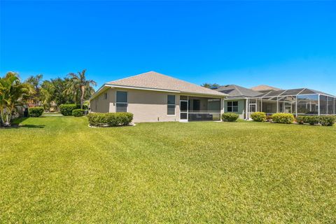 A home in PALMETTO