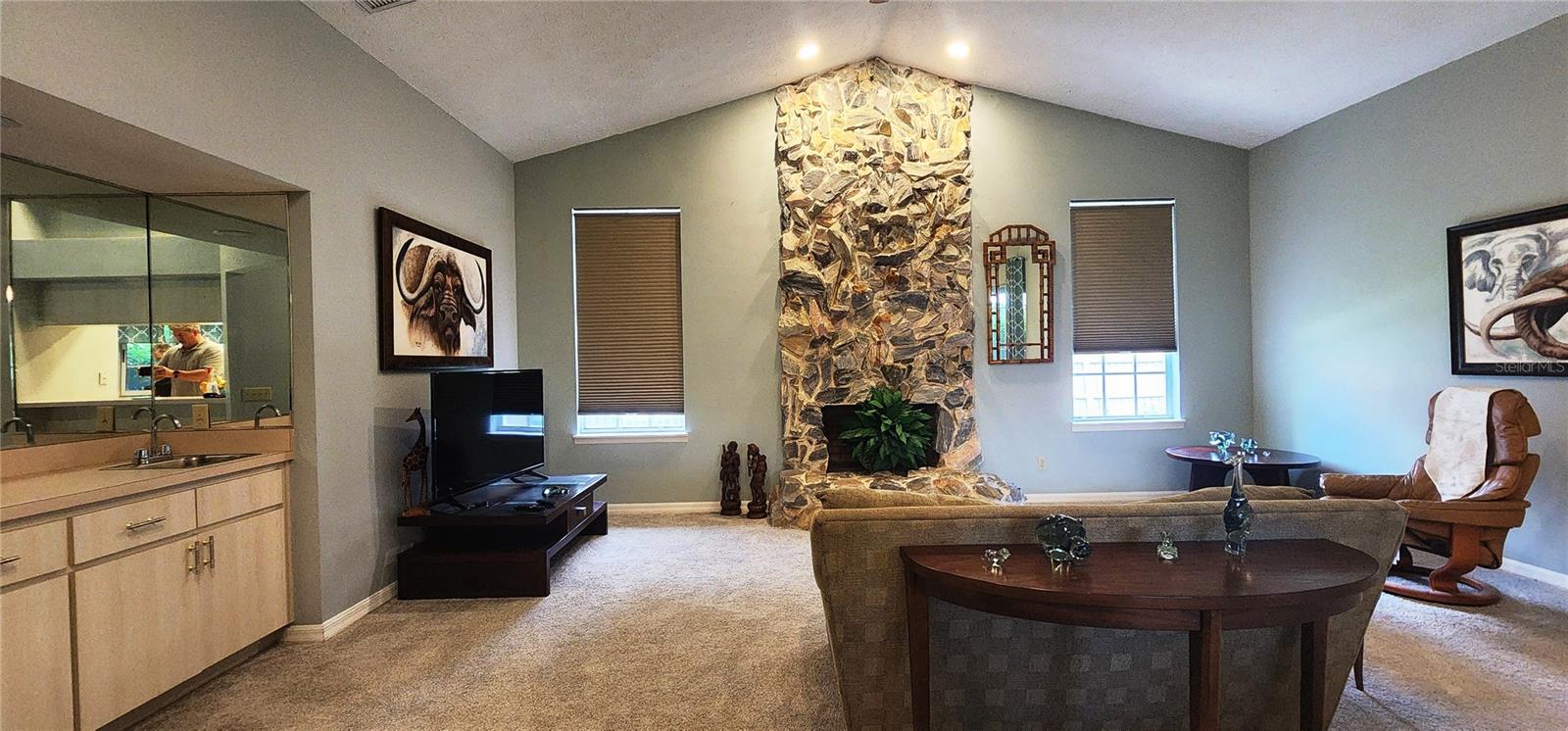 3006 DRAKES LANDING COURT