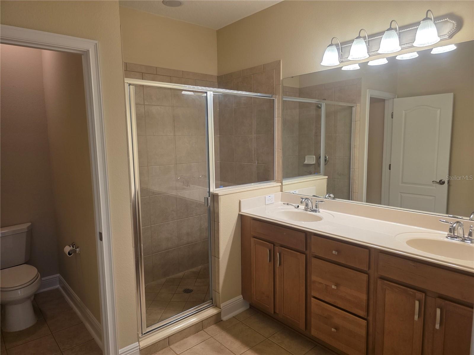 SAVANNAH PARK - Residential