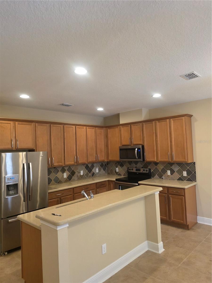 SAVANNAH PARK - Residential