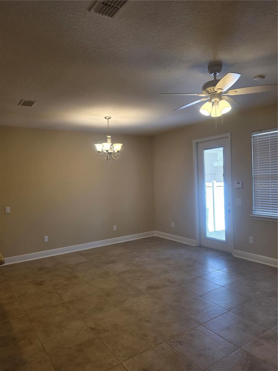 SAVANNAH PARK - Residential
