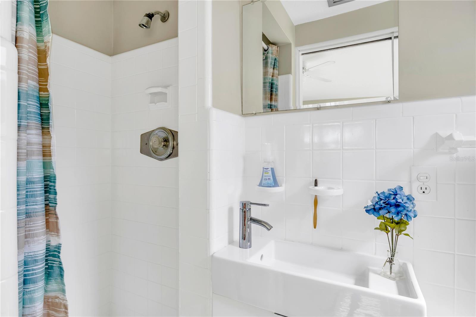 SOUTH PINECREST 2ND ADD - Residential