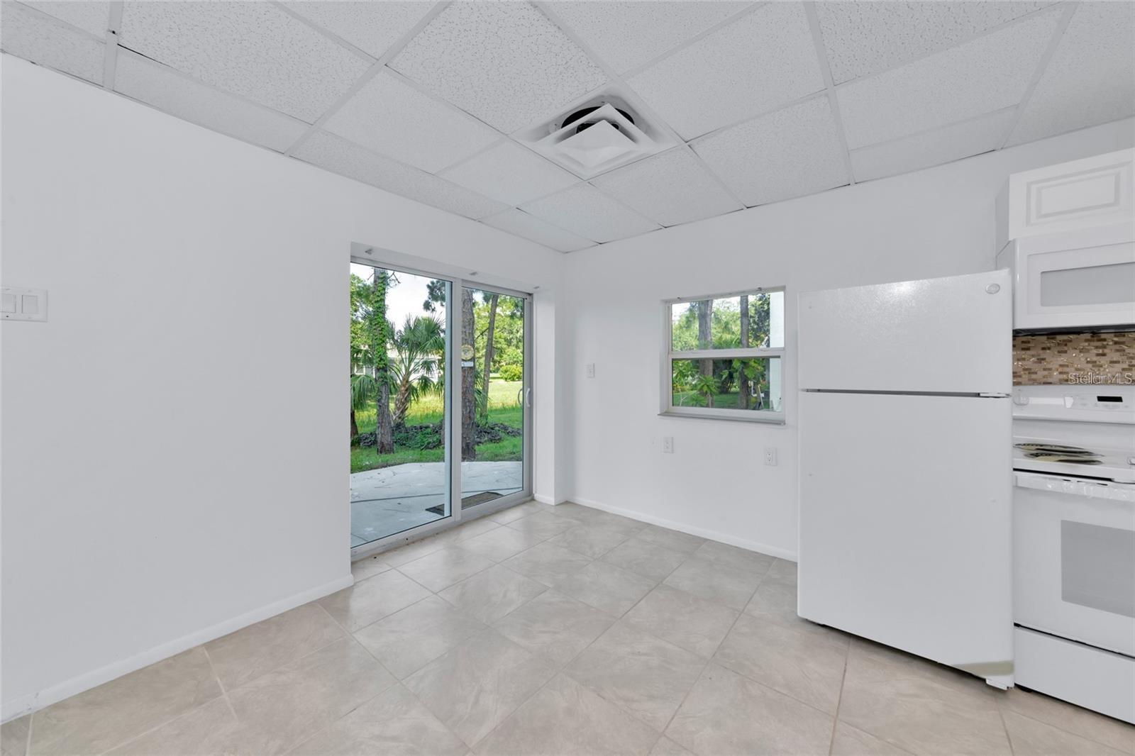 PORT CHARLOTTE SUB 39 - Residential Lease