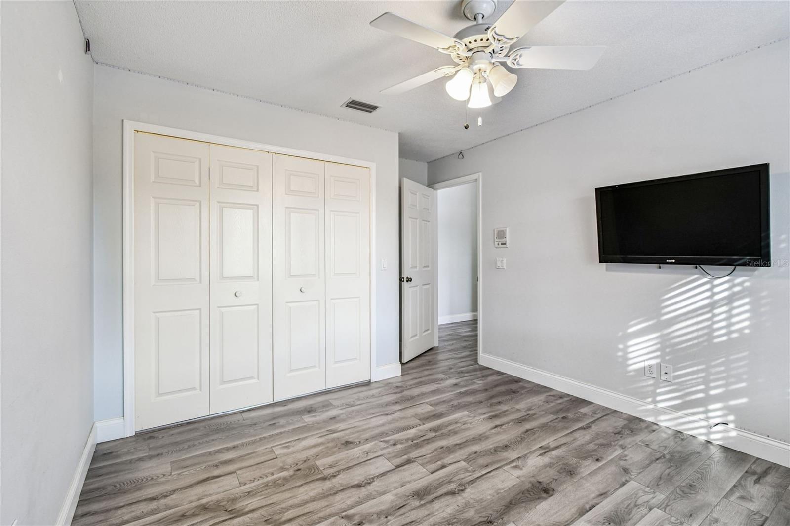 WOODS AT LAKE SEMINOLE UNIT TWO - Residential