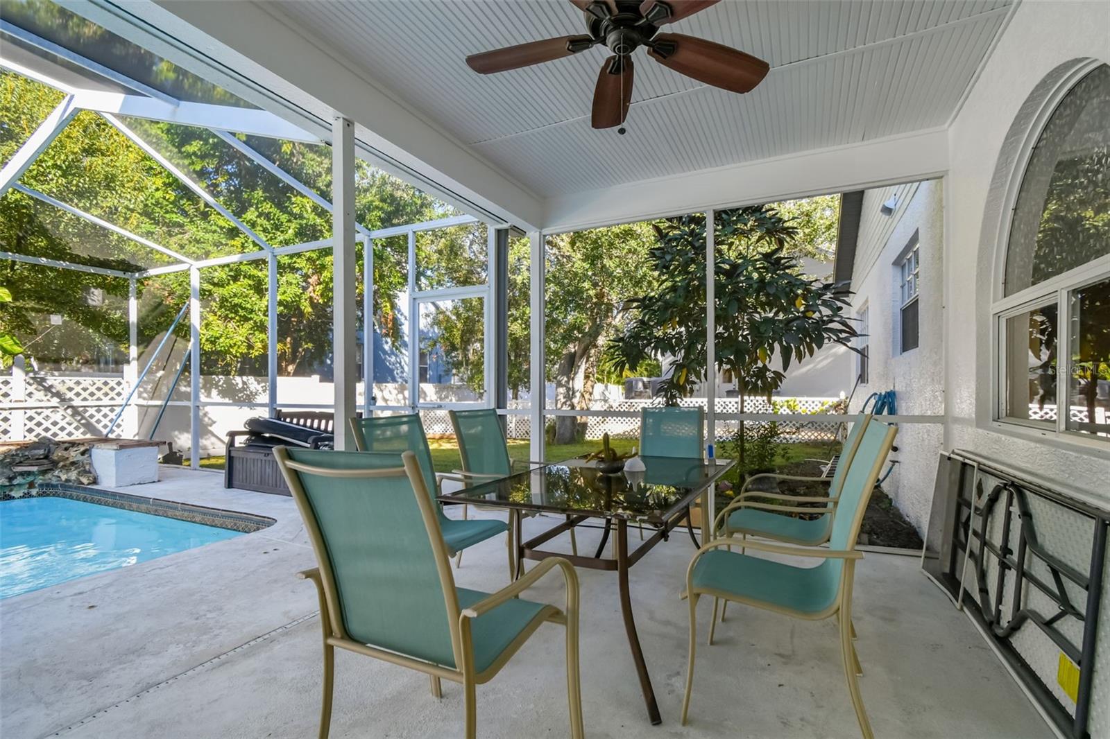 WOODS AT LAKE SEMINOLE UNIT TWO - Residential