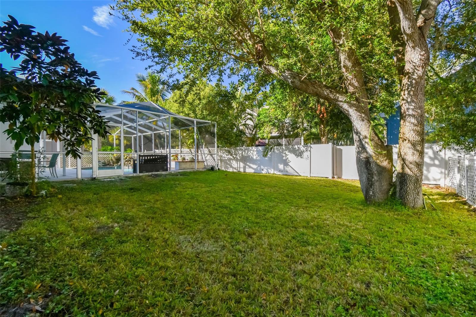 WOODS AT LAKE SEMINOLE UNIT TWO - Residential