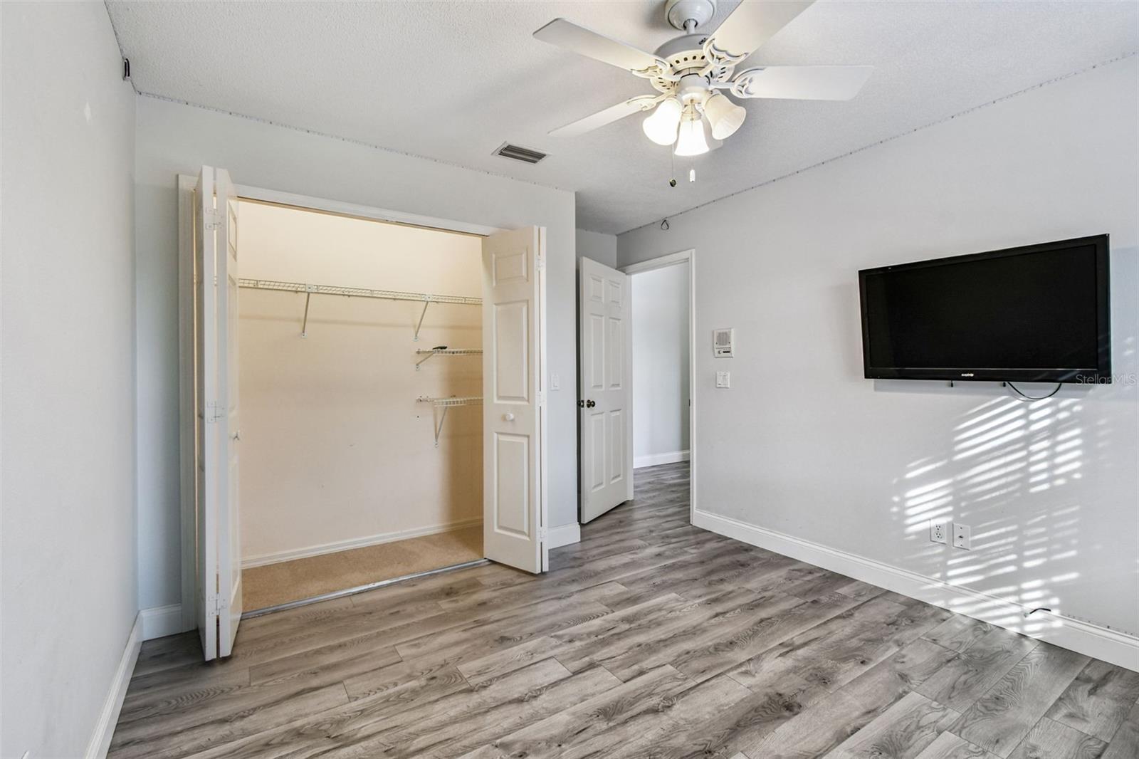 WOODS AT LAKE SEMINOLE UNIT TWO - Residential