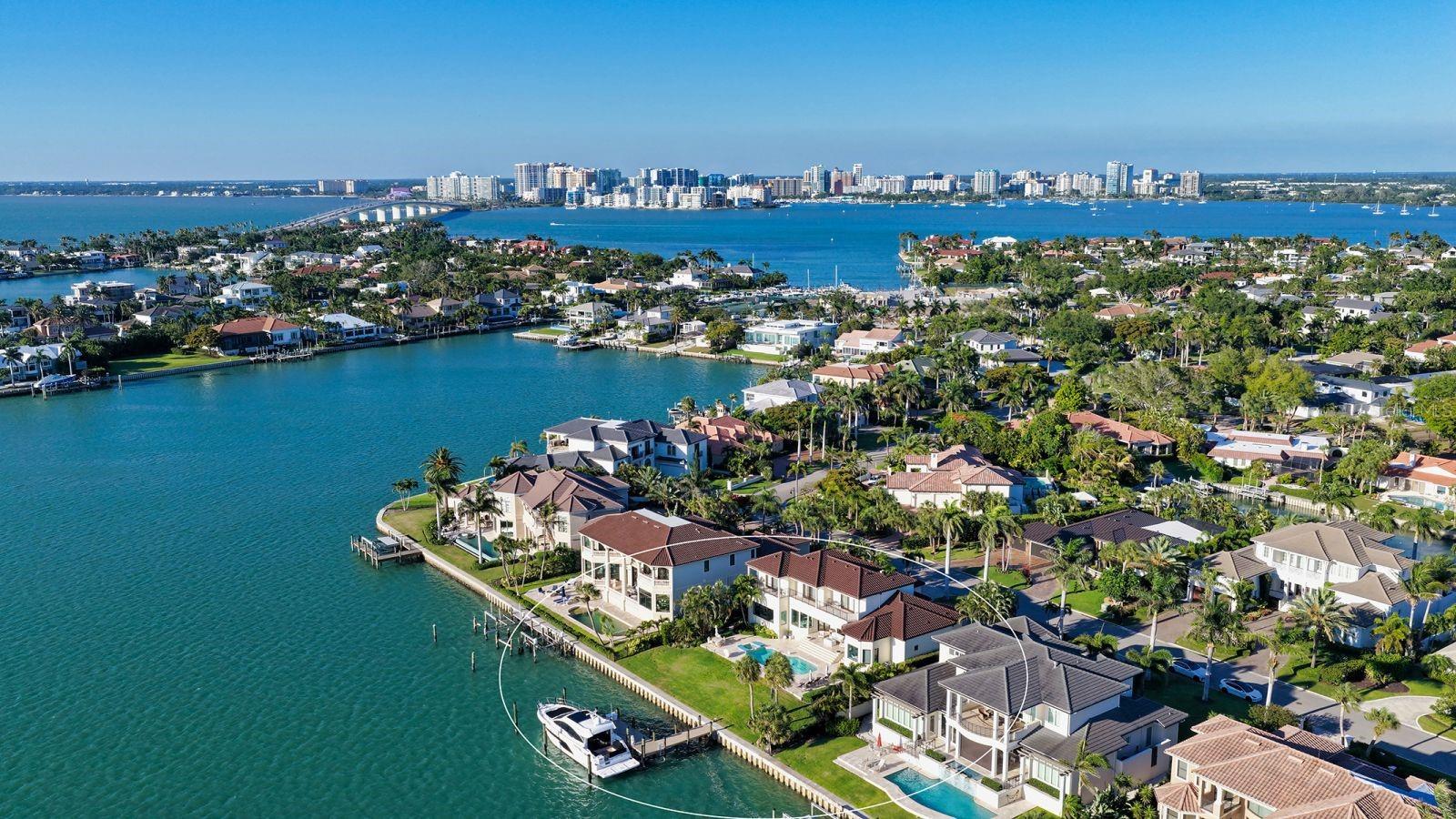 344 W ROYAL FLAMINGO DRIVE