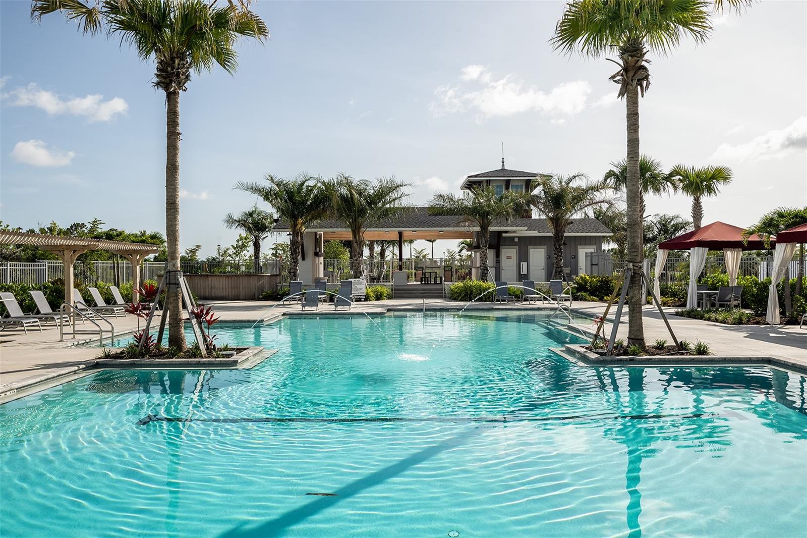 LAKESPUR AT WELLEN PARK - Residential