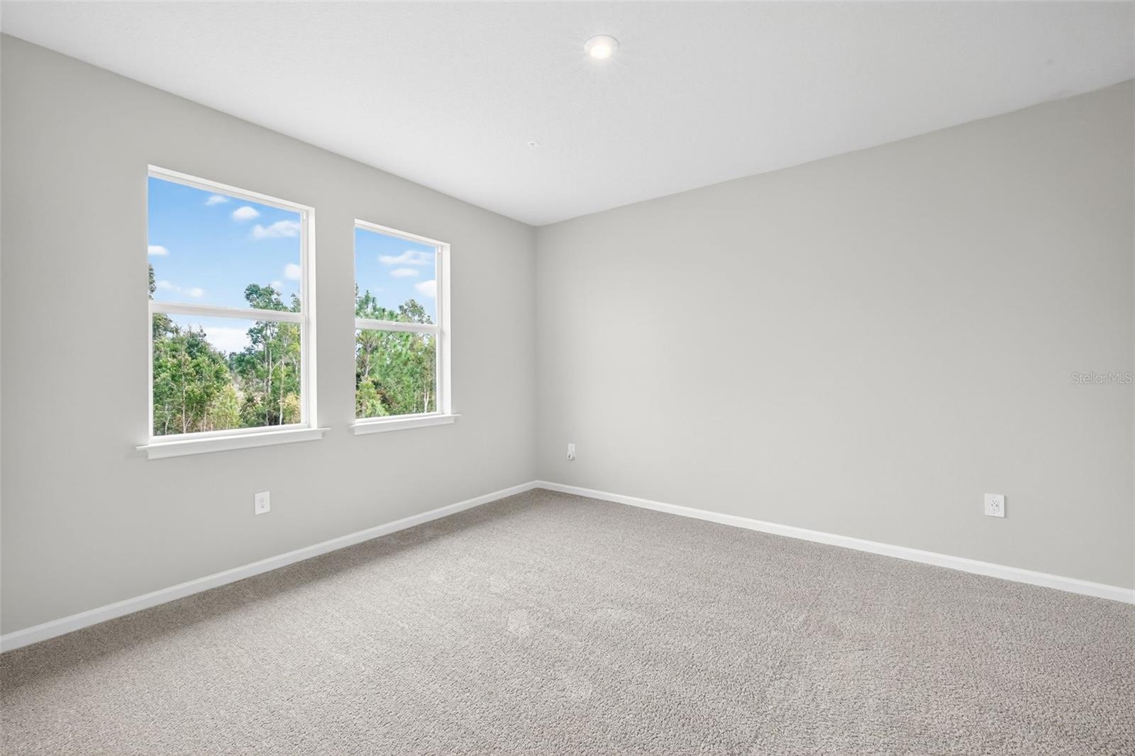 LAKESPUR AT WELLEN PARK - Residential