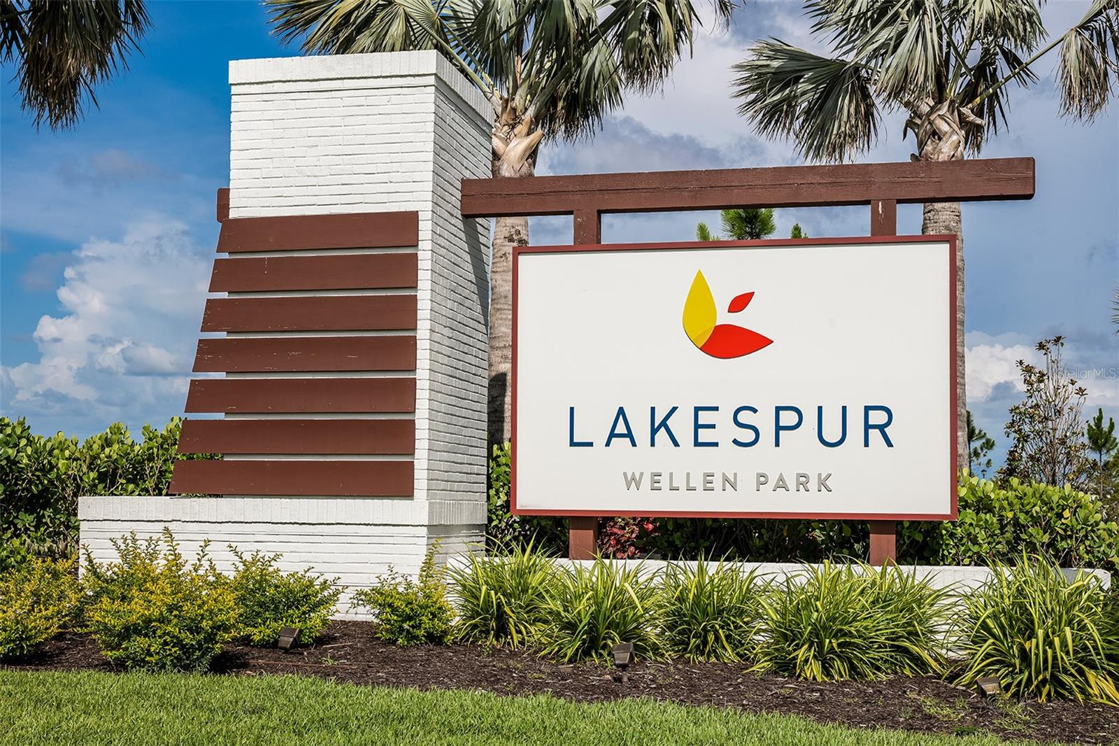 LAKESPUR AT WELLEN PARK - Residential