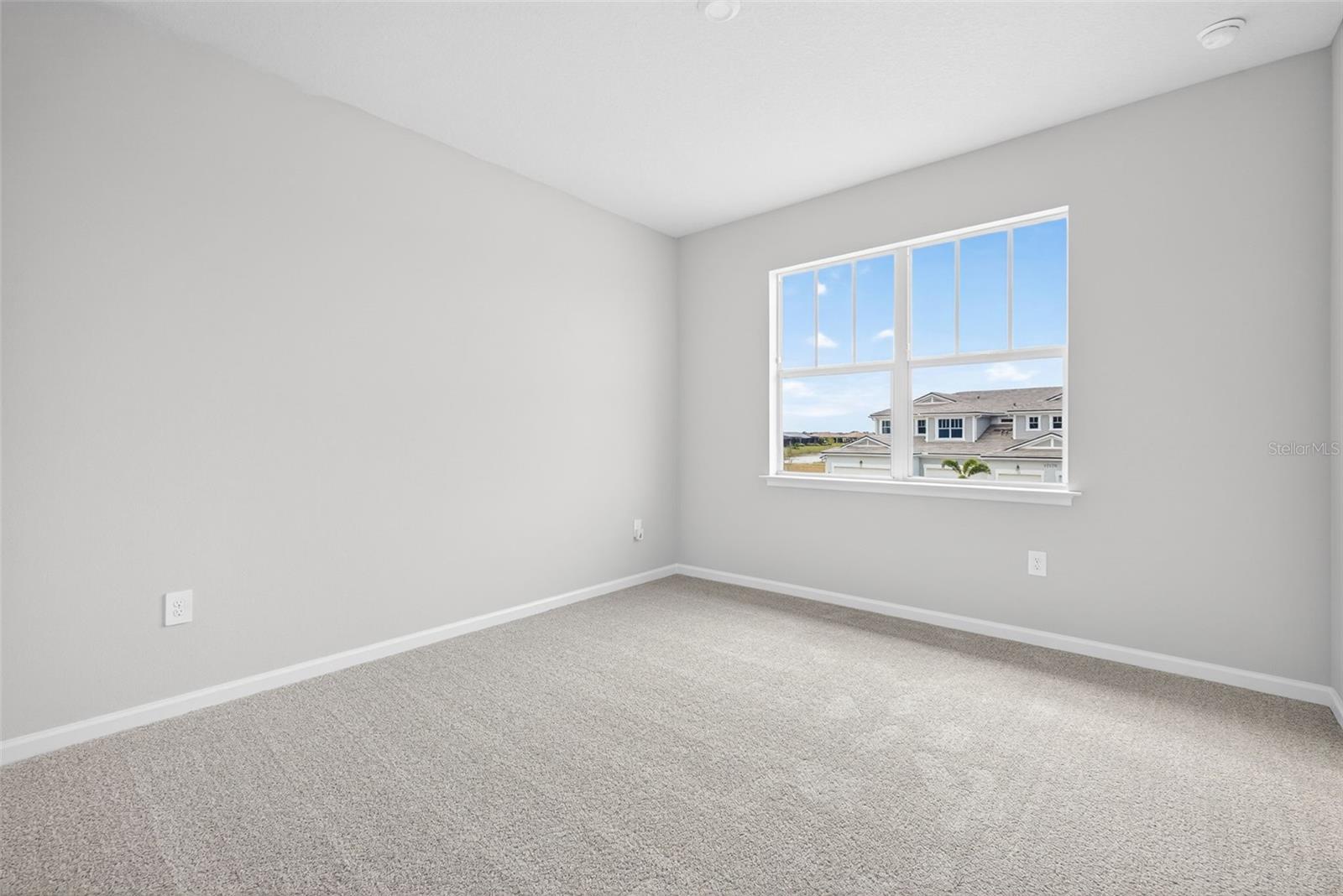 LAKESPUR AT WELLEN PARK - Residential