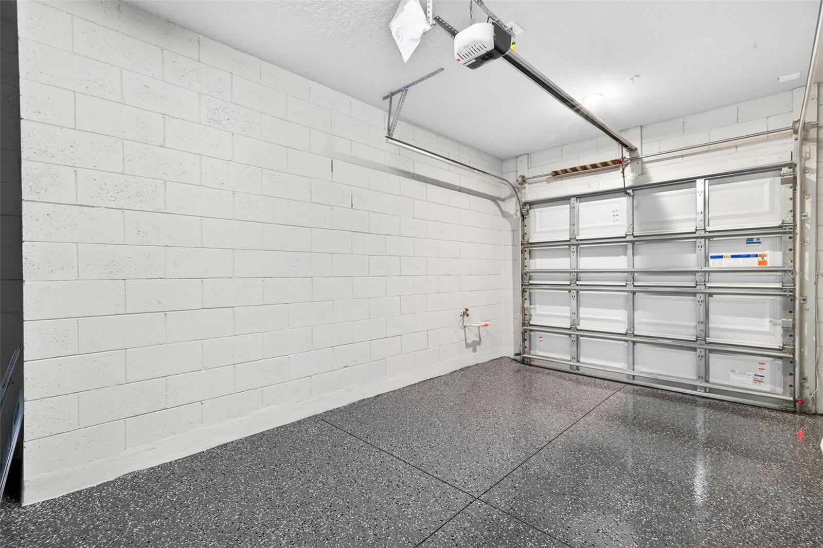 LAKESPUR AT WELLEN PARK - Residential